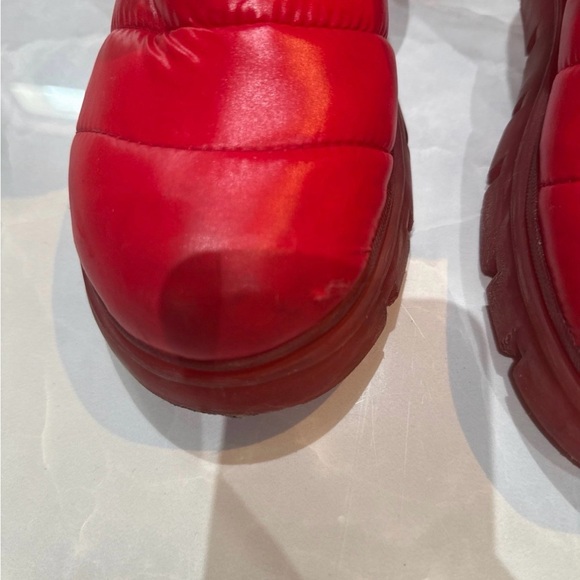 Hunter Vibrant Red Snow Boots - Picture 6 of 6